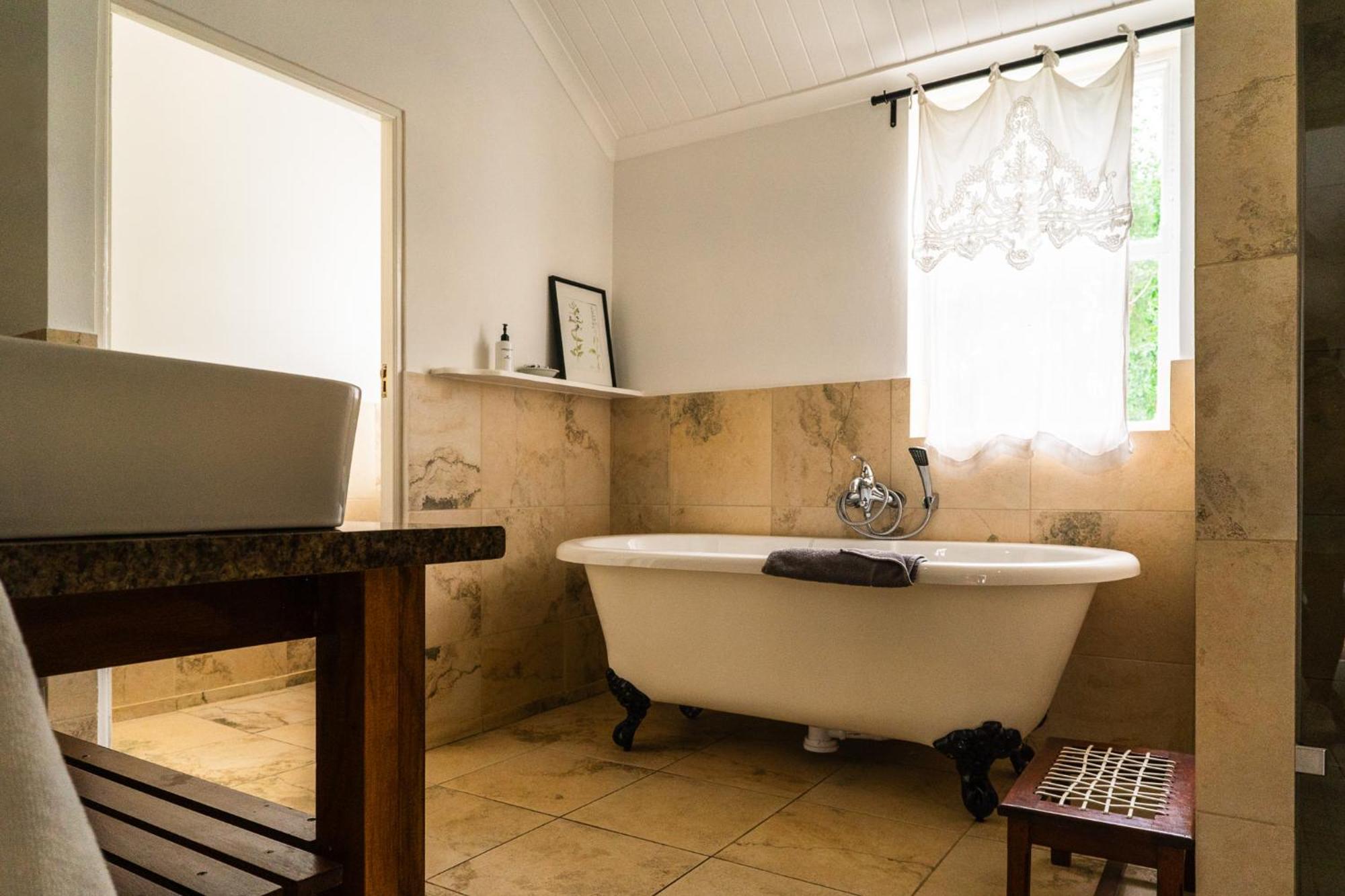 Le Petit Paris Franschhoek